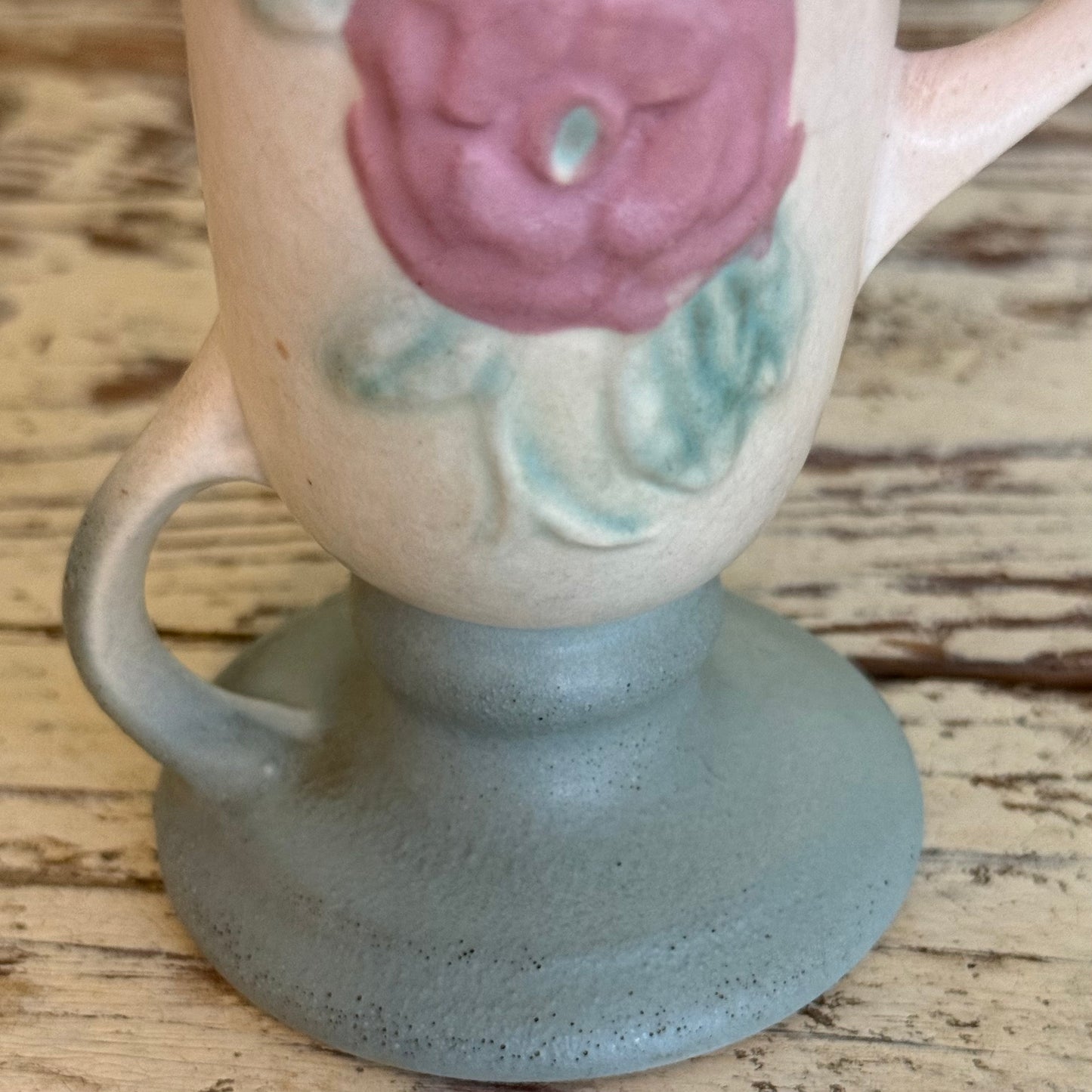 Hull Pottery Open Rose Vase