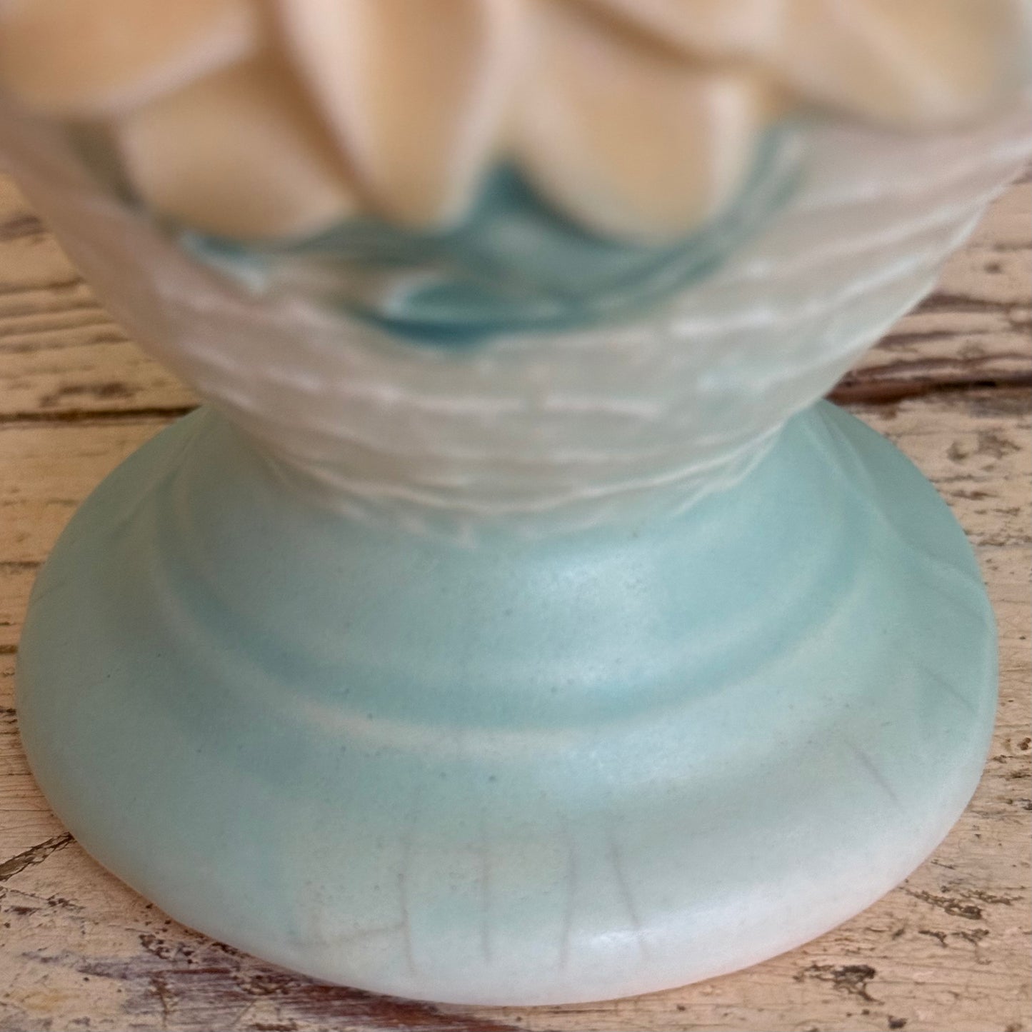 Hull Pottery Amphora Water Lily Vase