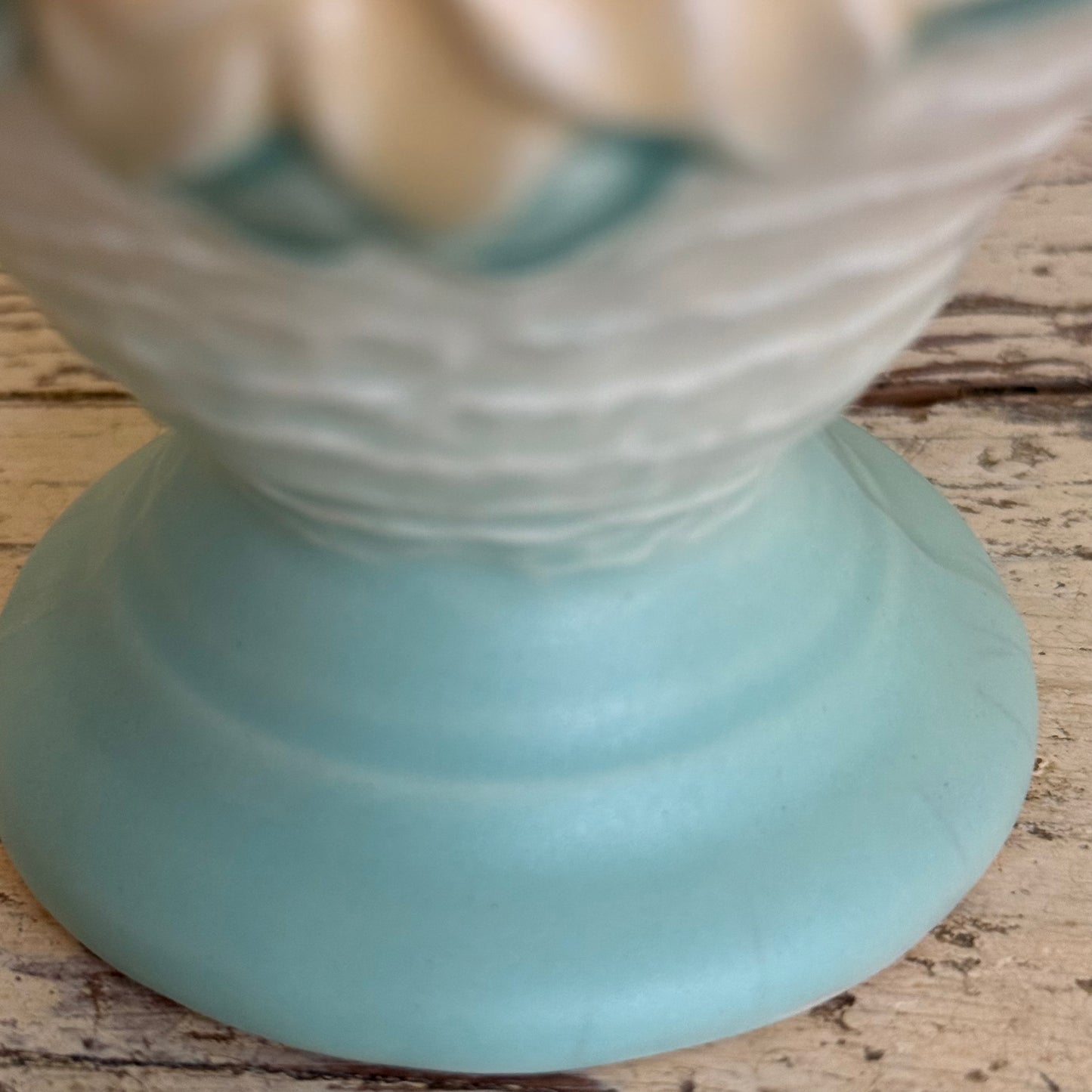 Hull Pottery Amphora Water Lily Vase