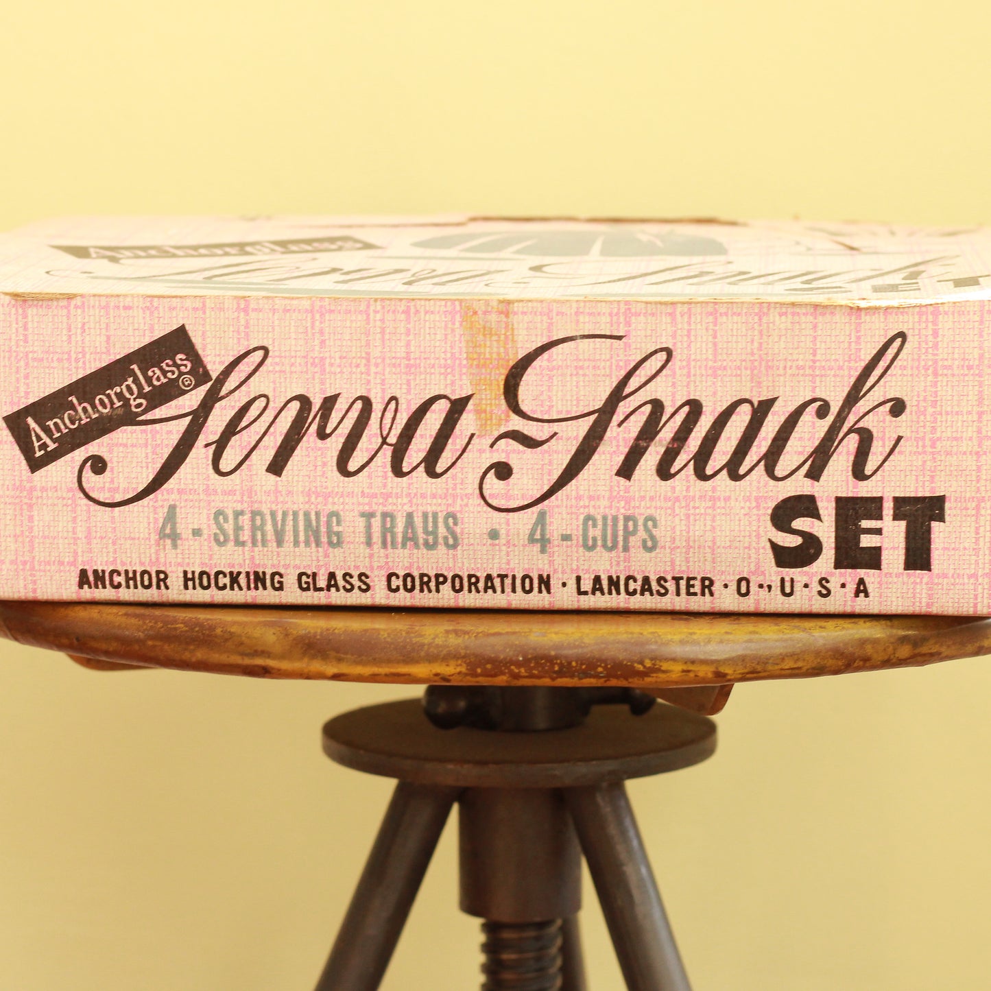 Vintage Anchorglass Serva Snack Set