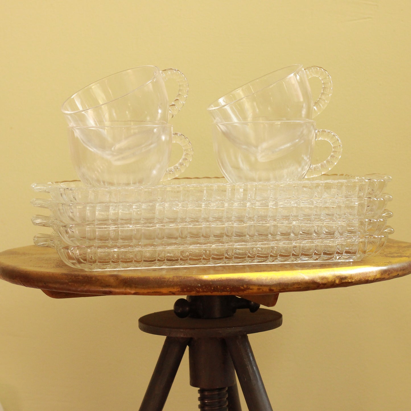 Vintage Anchorglass Serva Snack Set