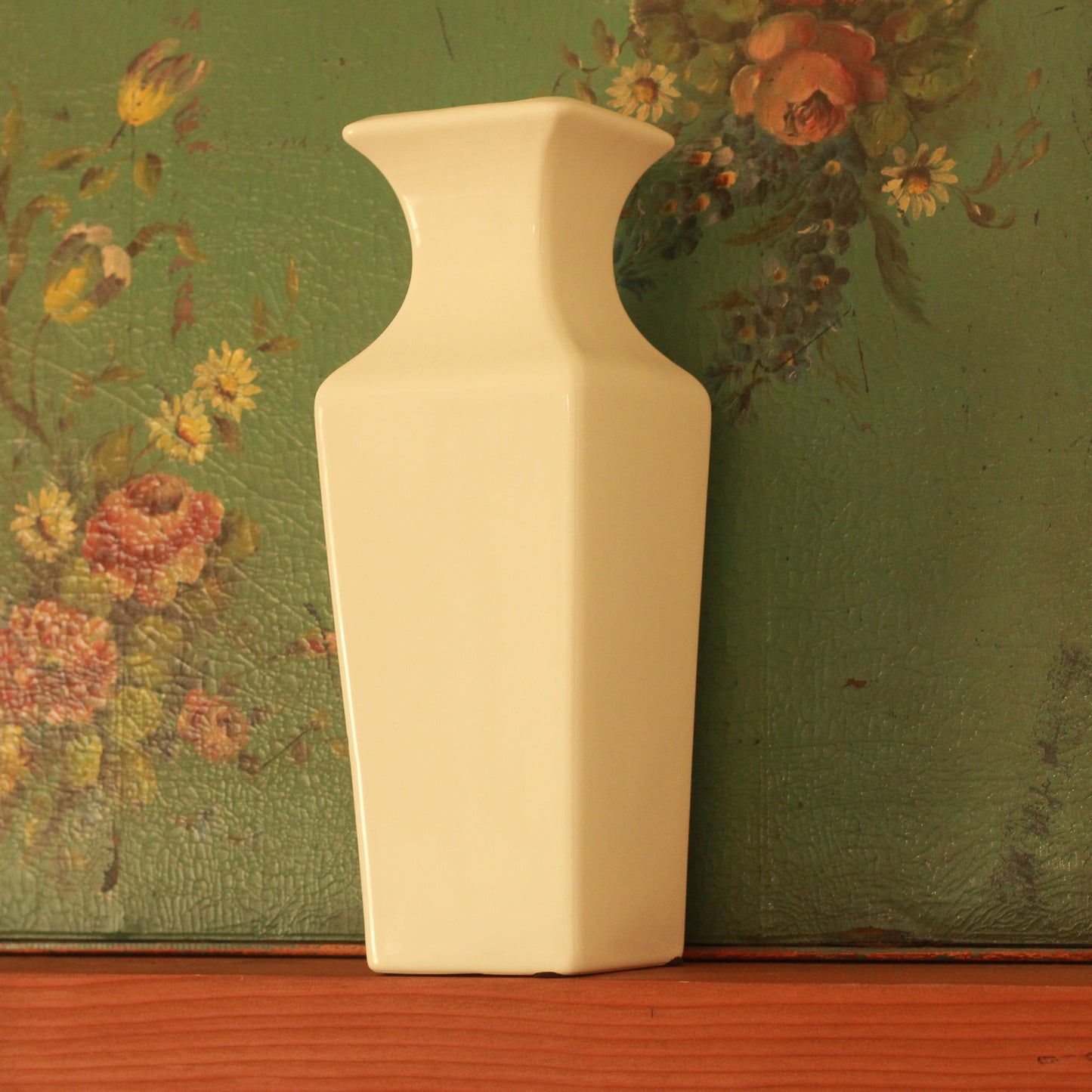 Vintage Haeger Ivory Vase
