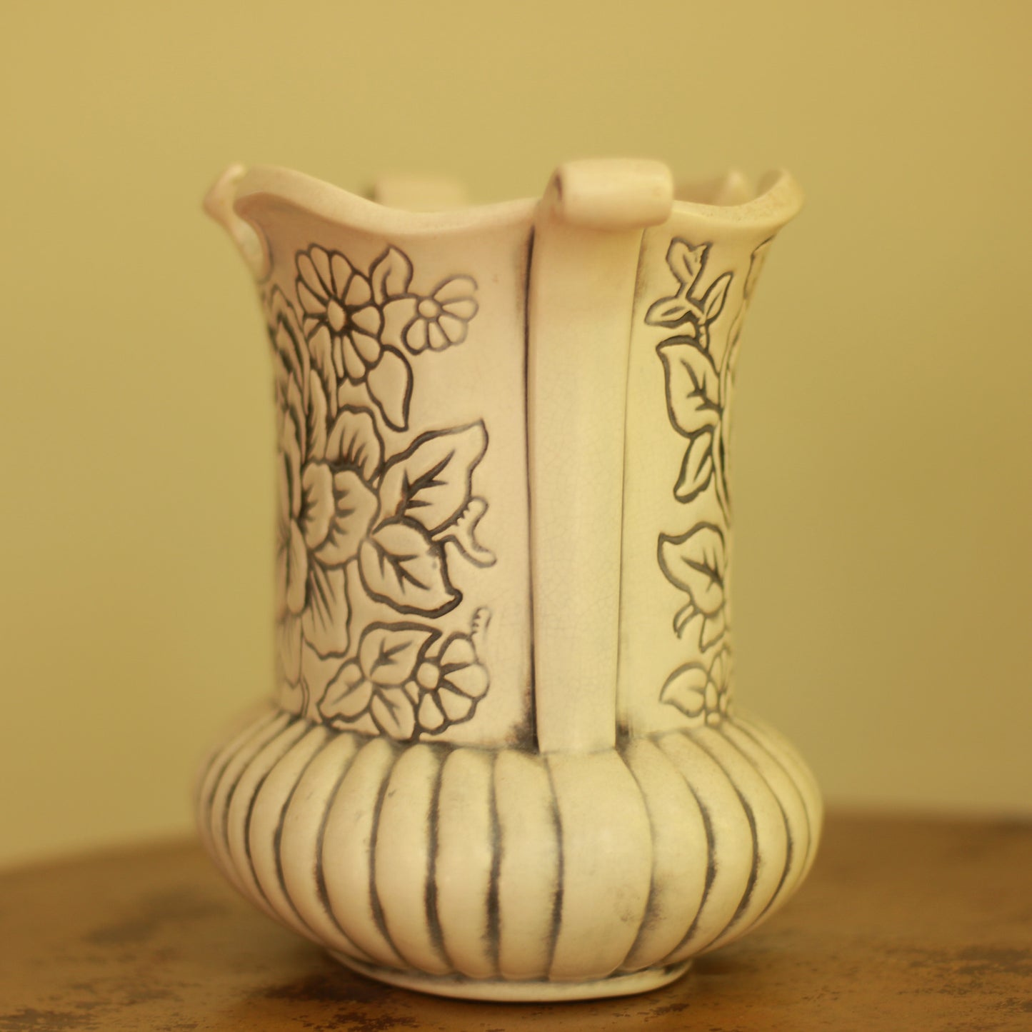Vintage Red Wing Etched Flowers Planter