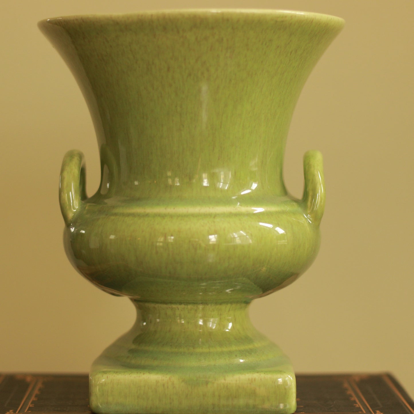 Vintage Red Wing 871 Urn Shaped Vase