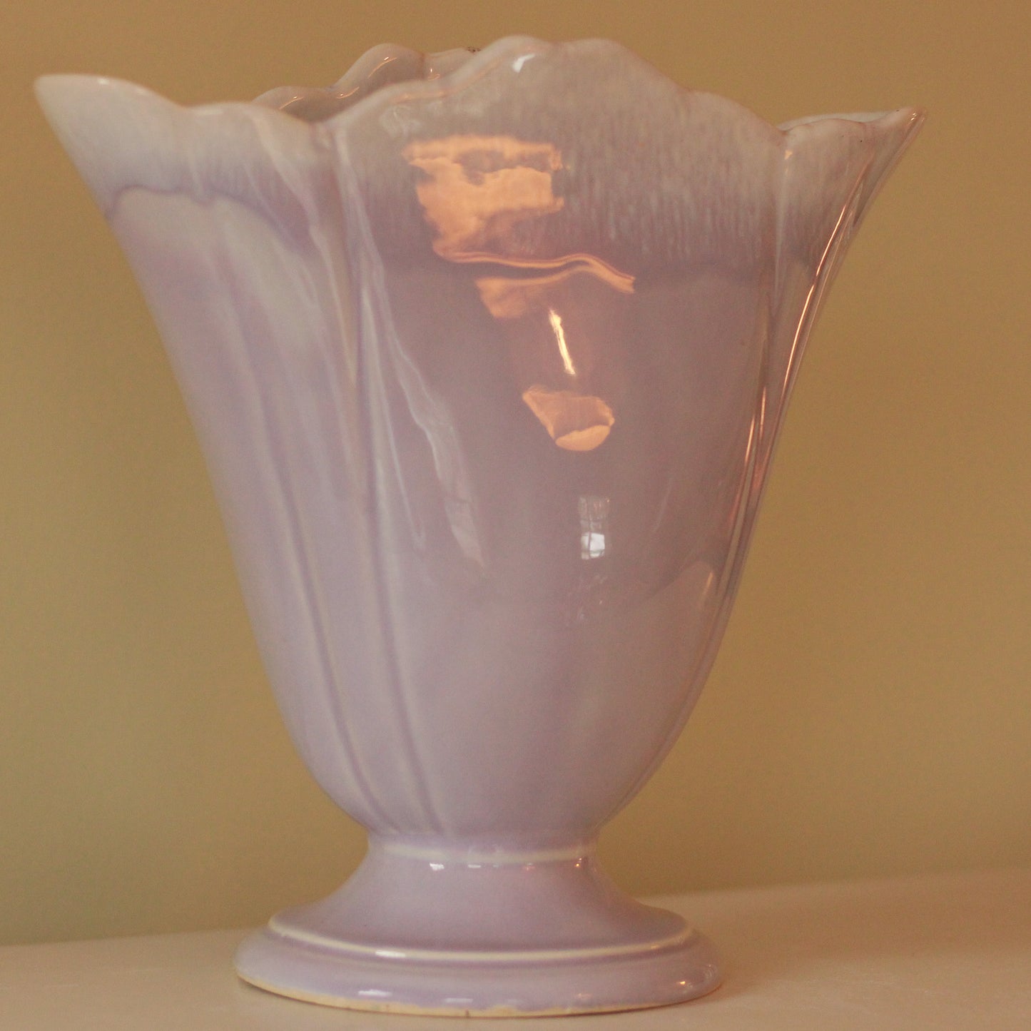 Vintage Lavender 610 USA Vase