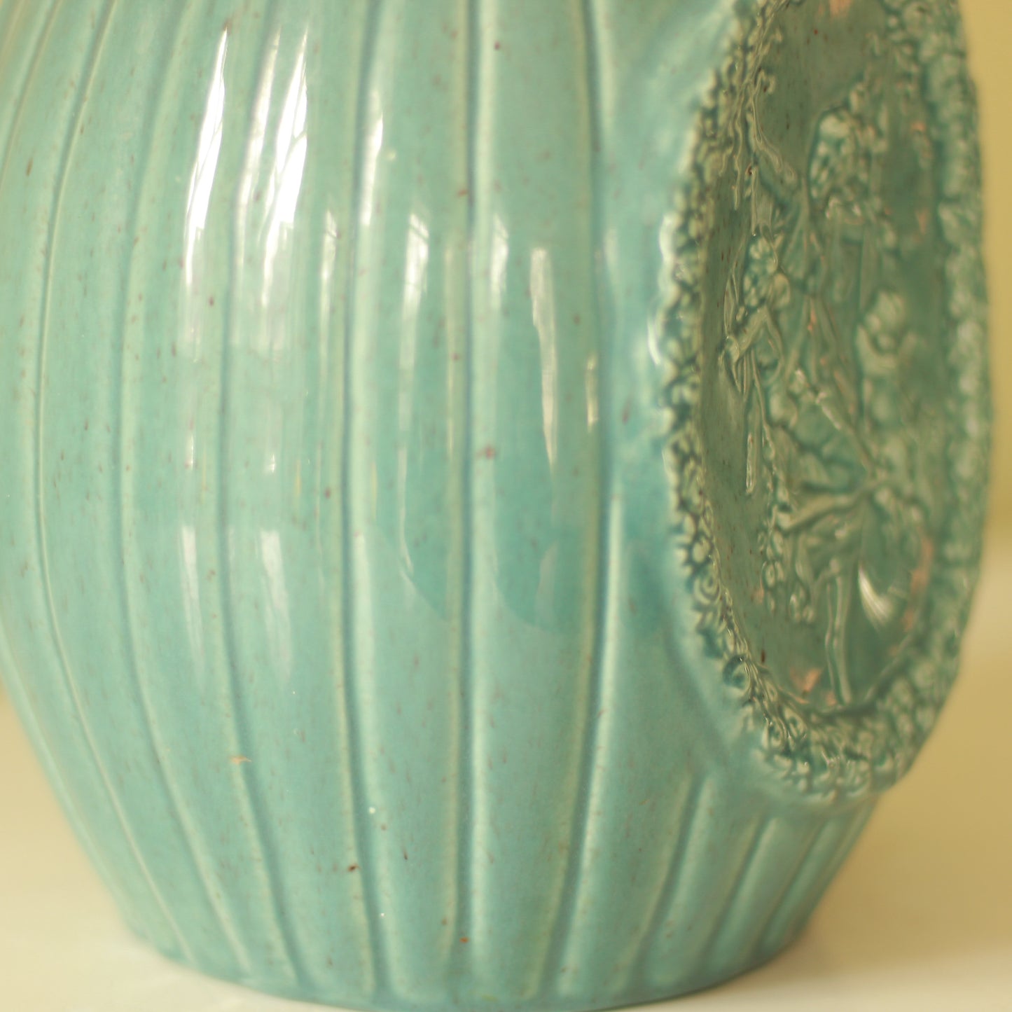 Vintage Red Wing USA Swinging Lady Cherub Vase