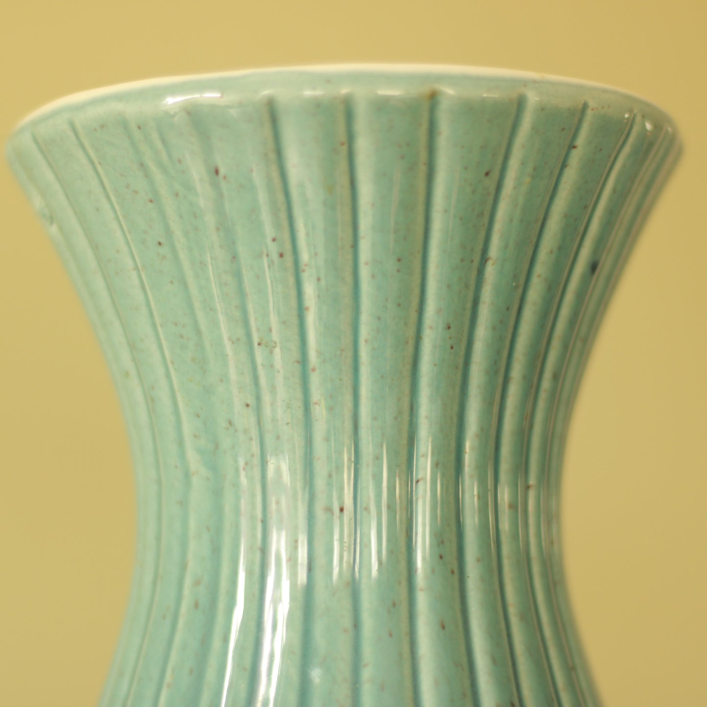 Vintage Red Wing USA Swinging Lady Cherub Vase