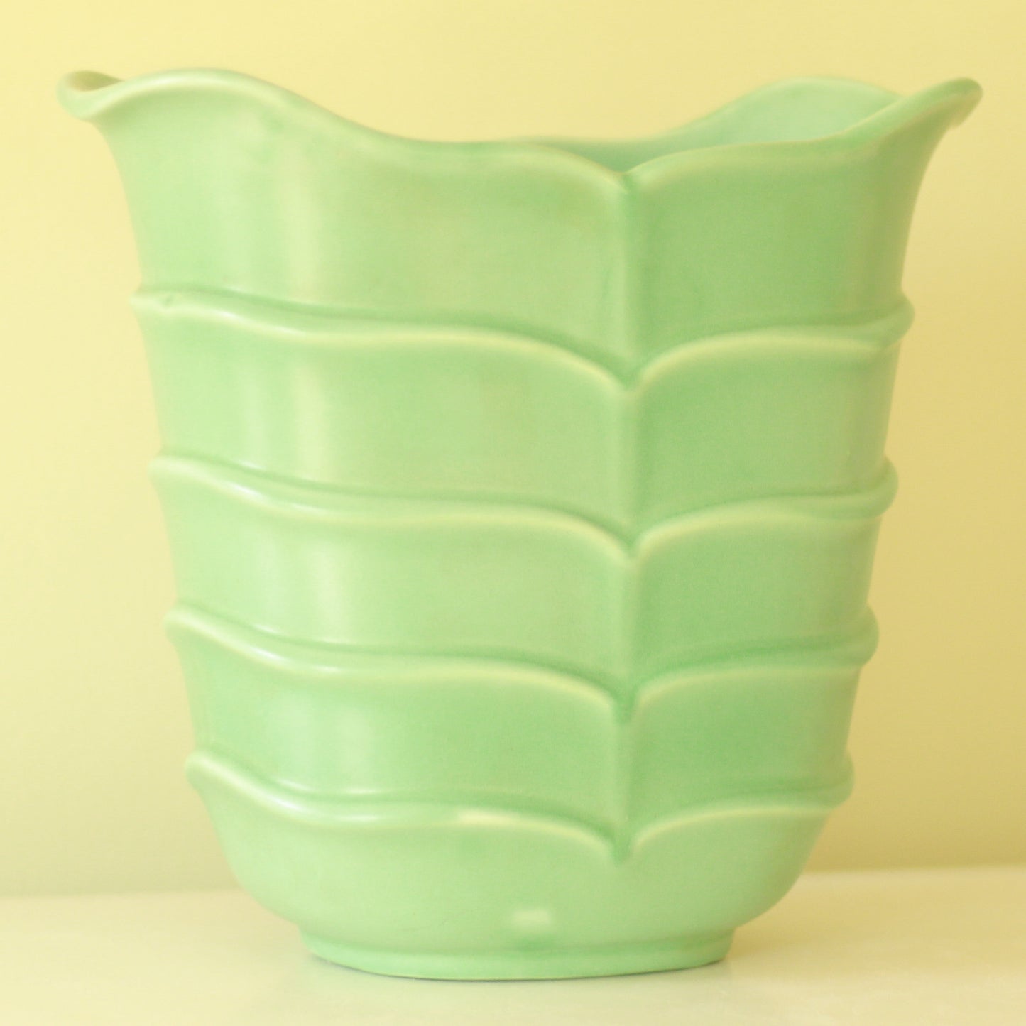 Vintage Stangl Jade Green Leaf Fan Vase