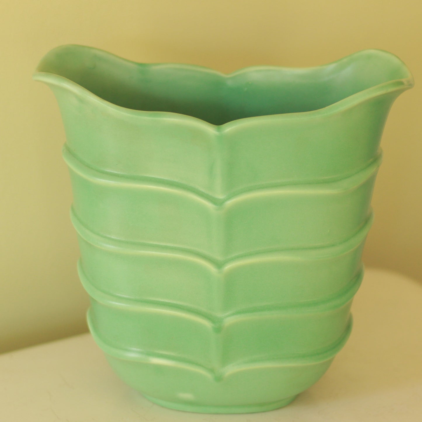 Vintage Stangl Jade Green Leaf Fan Vase