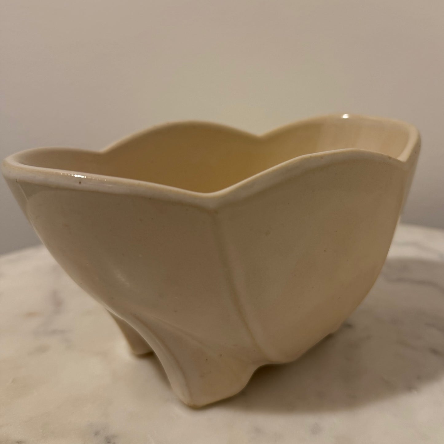 Vintage McCoy Scalloped Edge Planter
