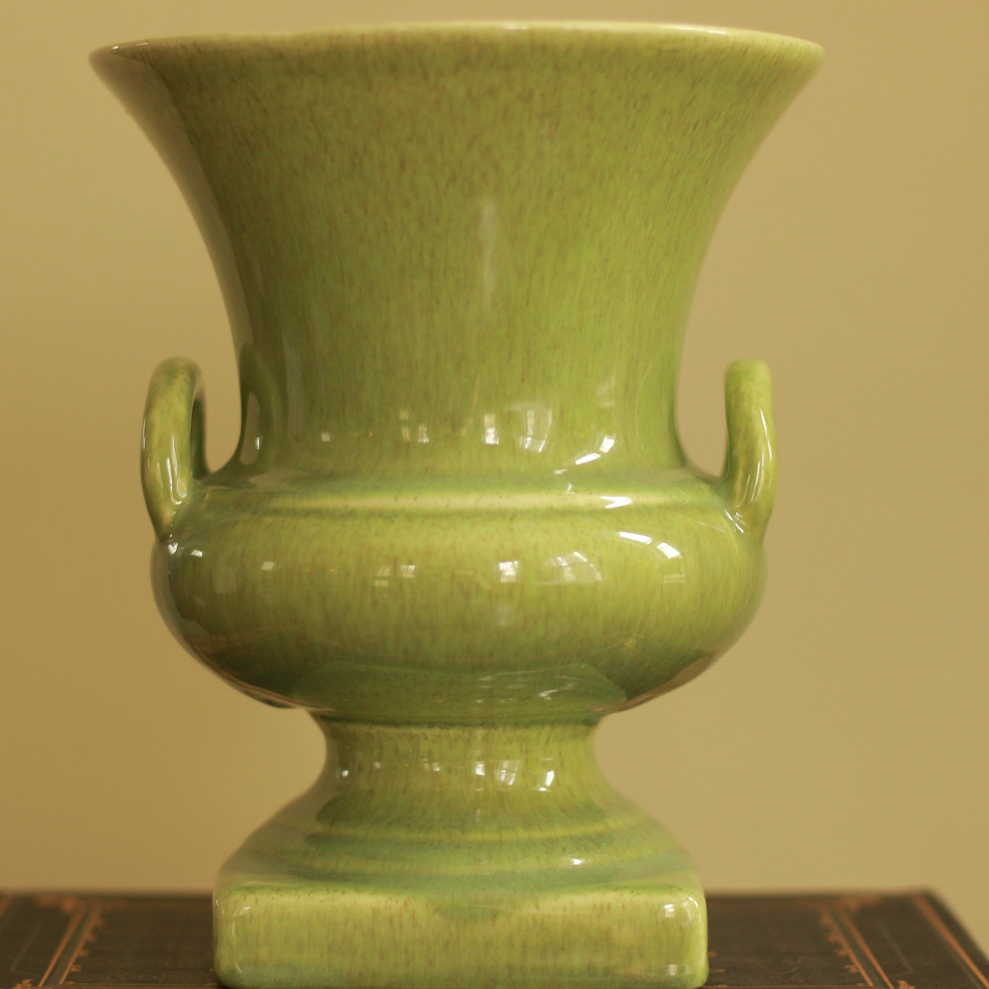Vintage Red Wing 871 Urn Shaped Vase
